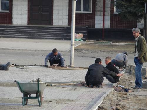 Строители....