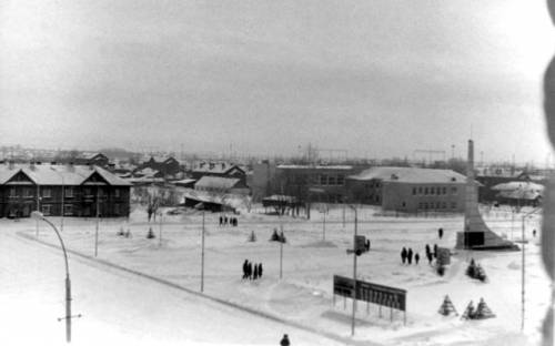 Площадь перед ДК ЖД, 1970-е гг.